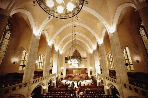 上海婚礼场地有哪些  举办婚礼有哪几种场地