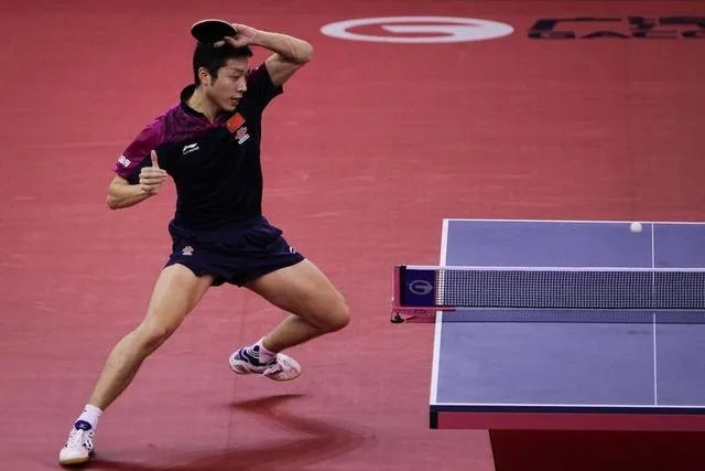 许昕和柳承敏都打直板，反手都有致命伤，但为什么总觉得许昕不如柳承敏厉害？