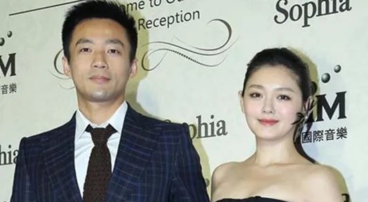 大s和汪小菲离婚，原因竟然是汪小菲的一条博文，他都说了什么？