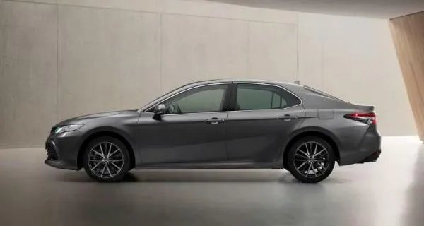 2022款凯美瑞价格及图片？