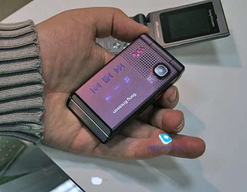 平民Walkman 索尼爱立信W380真机图赏