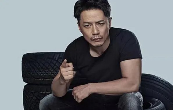 段宏奕错过陶虹，为什么很多人的感情，往往因为自卑而结束？