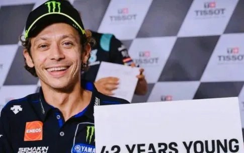 罗西生日王一博忘发微博，他是一个怎样的追星人？