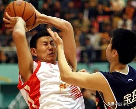 中国男篮主帅李楠在球员时期什么水平?和朱芳雨相比怎么样?