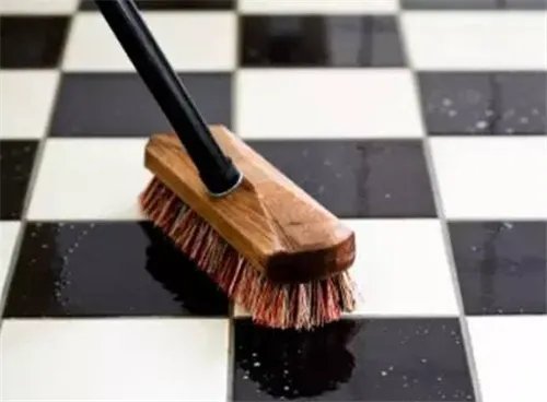 地板清洁剂怎么使用