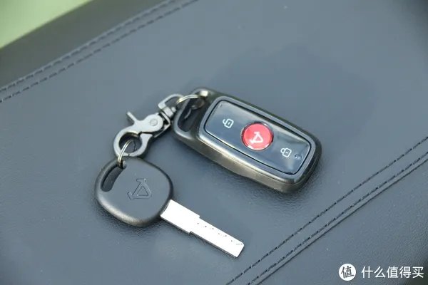 评测 篇一：新国标电动自行车实测，实力选手小牛电动US