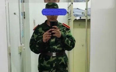 大学大一新生方某入校三天后在宿舍内死亡，此案有何疑点？