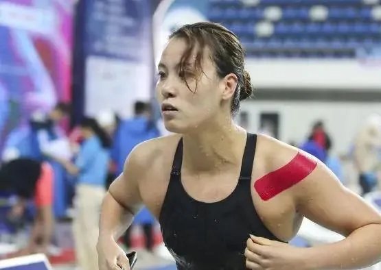 三年前火到上春晚,如今却与东奥无缘,傅园慧的坠落谁来买单?