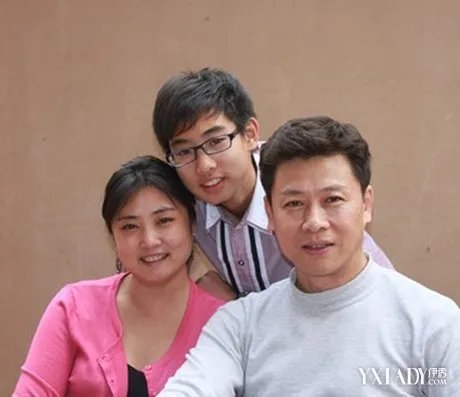 胡亚捷老婆汤静是谁