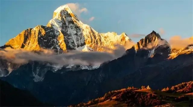 四川的四姑娘山好玩吗？