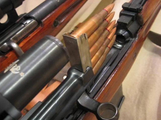 SVT-40半自动步枪在二战中真的生产了100万支吗？