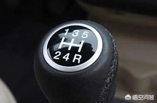 一般多少转速换挡?