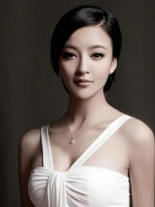 刘雨欣为什么没有了往日的娇俏与灵动？