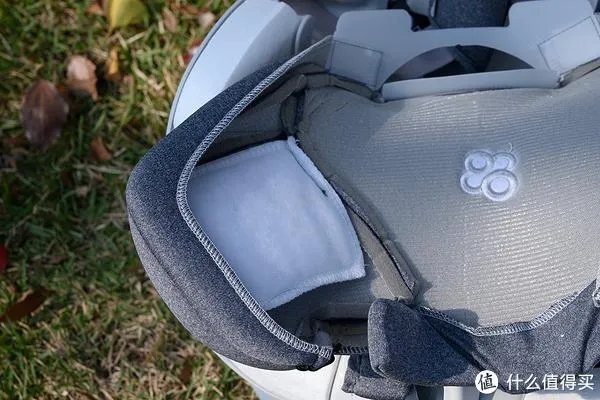 baby first安全座椅材质？