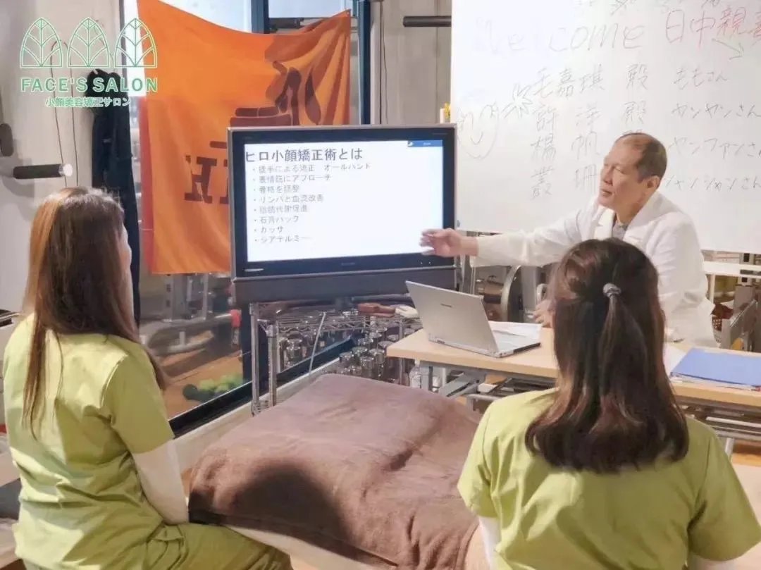 大S瘦脸前后判若两人:不手术、不打针,如何在一个月内瘦出明星V脸?