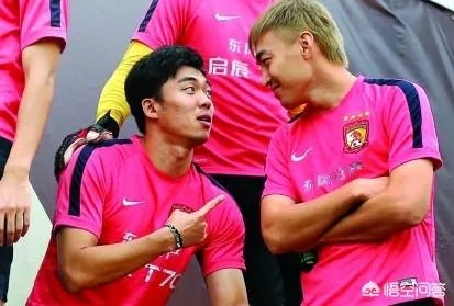 如何分清楚赵旭日和冯潇霆？