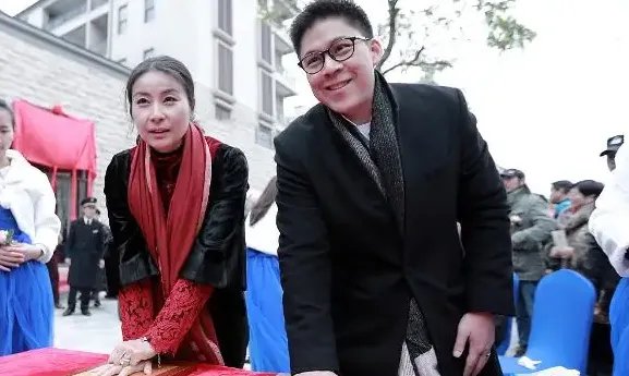 郭晶晶因为跳水让身体垮掉，霍启刚呵护有加，郭晶晶身体怎么了？