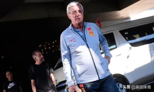 与菲律宾0:0后,国足今日启程回国,球员们脸上写满了失落,全队兴致不高,你怎么看?