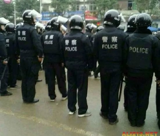 富士康江西千名工人上街游行 发生什么事了?