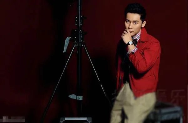 李晨曾经交过几个女友？