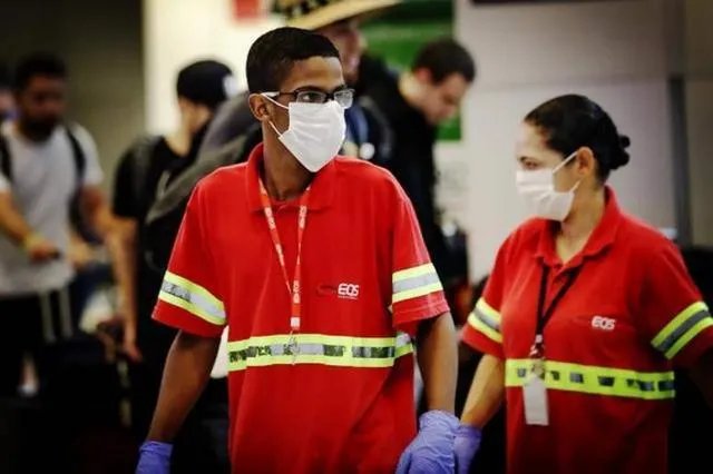 巴西疫情全面爆发，单日新增直逼美国，对此你怎么看？