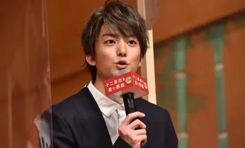 日本演员伊藤健太郎被捕，他被捕的原因是什么？