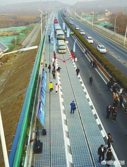 济南世界首条光伏高速公路上的太阳能电池板遭破坏,而且还被偷,这事你怎么看?