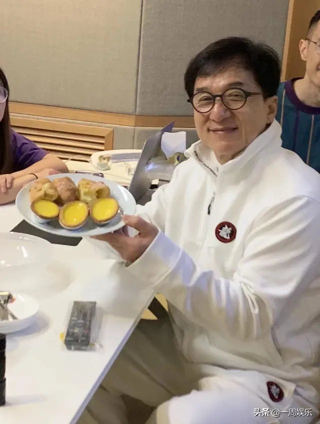 中国所谓的明星,在好莱坞拿多少片酬?