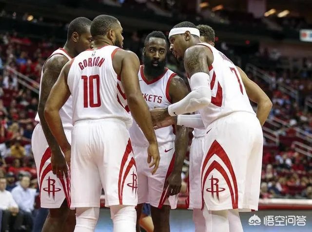 保罗赛后接受采访，并没有和韦德一样支持自己的兄弟安东尼，对此你怎么看？