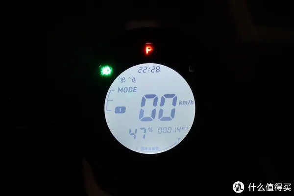 评测 篇一：新国标电动自行车实测，实力选手小牛电动US