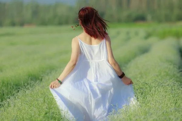 毛不易自曝没人喜欢所以不谈恋爱，自卑究竟毁了多少年轻人？