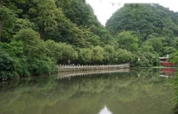 贵阳一日游必去景点推荐