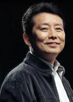 黄建新的人物评价