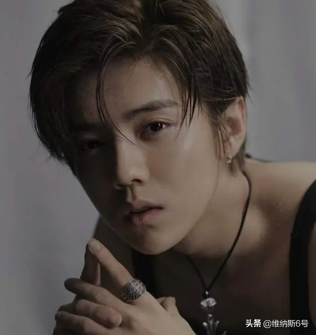 网爆关晓彤，鹿晗，准备分手通稿，是真的吗？