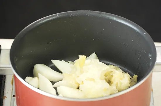 银耳雪梨汤的做法