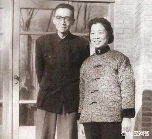 如何怎么看待梁思成再婚?