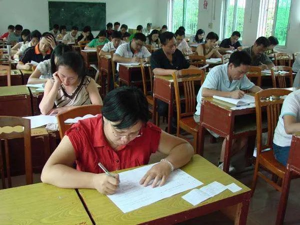 英语四级多题多卷是什么