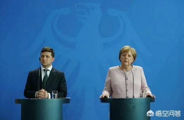 泽连斯基向普京发出邀请，希望举行有美国总统在场的三方会谈，他的愿望能实现吗？