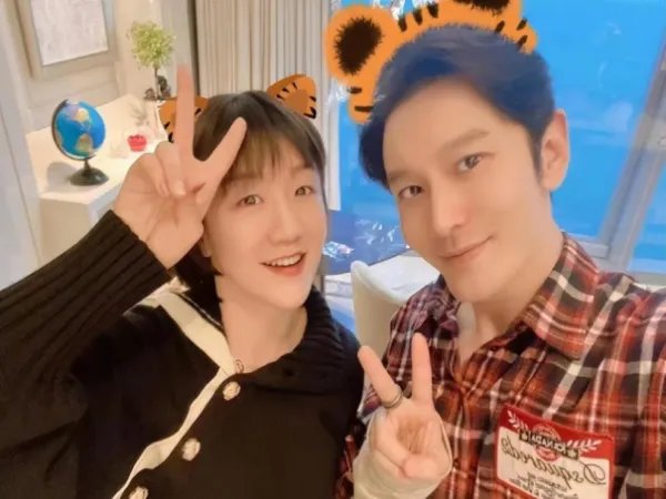 陈梦和黄晓明是什么关系