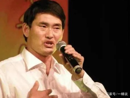 大衣哥朱之文是怎样出名的?出名后为何一直没离开村子?