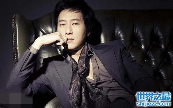 韩国男星金柱赫车祸去世真相，心肌梗塞引发的悲剧 