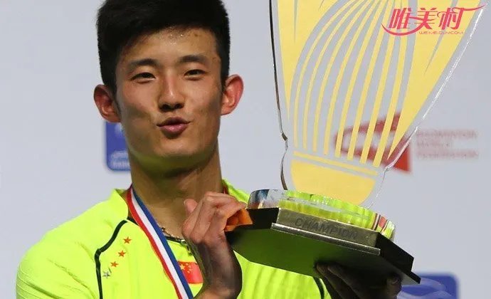 谌龙激凸照片怎么回事 还是有一点尴尬的