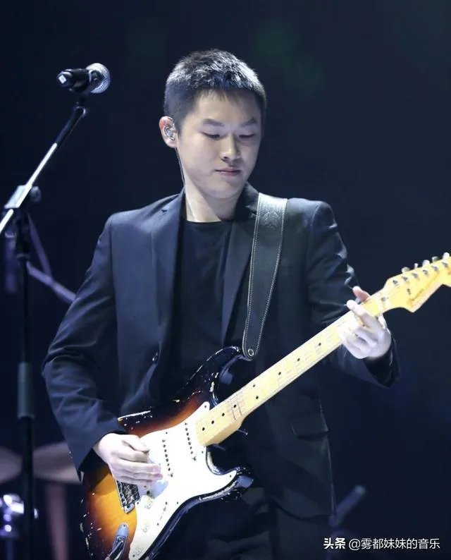 中国好声音的梁博怎么都没有露面啊？