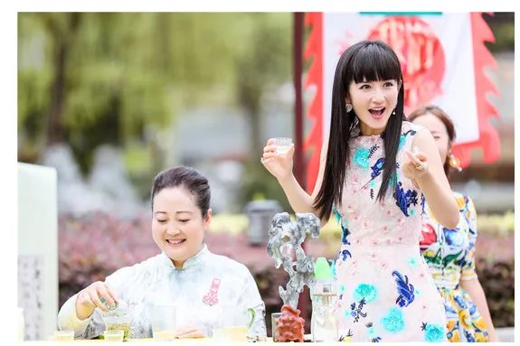 谢娜再现神模仿？