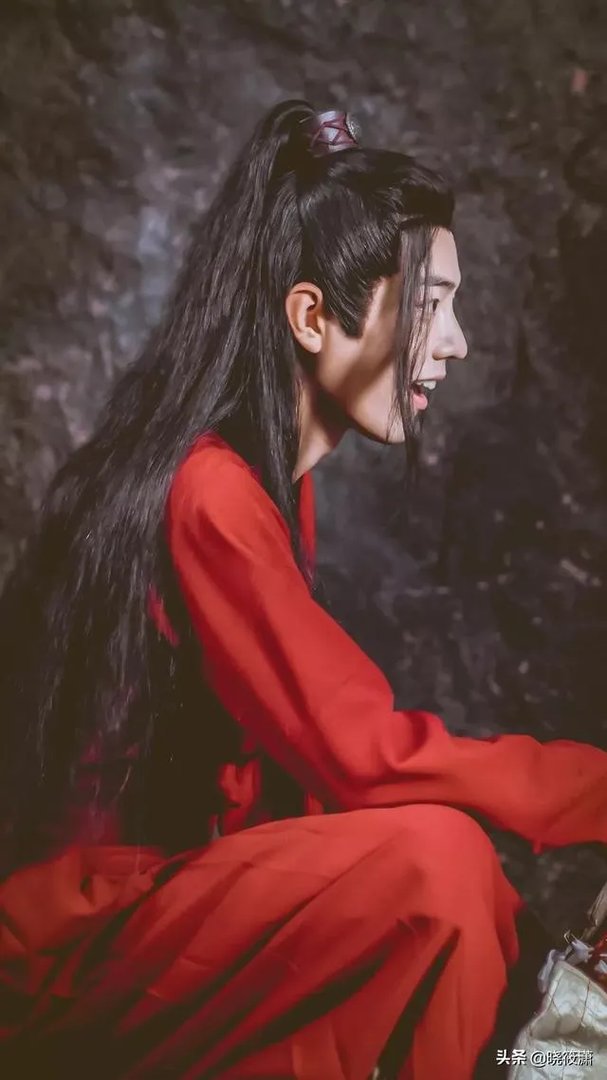 大家有肖战、王一博的壁纸吗，分享一下