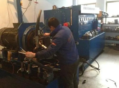 怎么判断液压油泵坏了