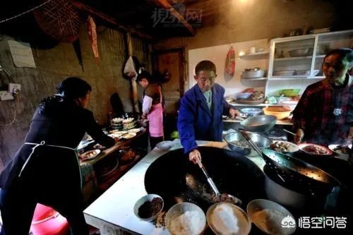 镇巴有什么好吃的美食和好玩的地方?