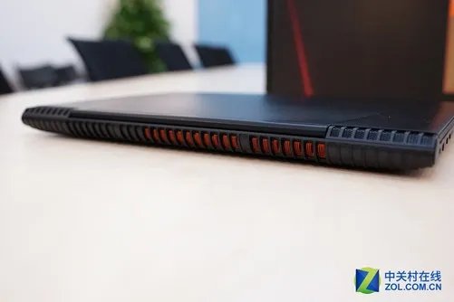 游戏本称王 联想拯救者R720系列评测