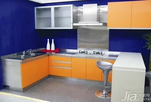 不锈钢橱柜好吗 不锈钢橱柜的优缺点分析