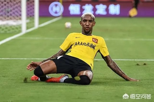 广州恒大4比1山东鲁能，积分榜反超山东鲁能升至第三，如何评价本场比赛？